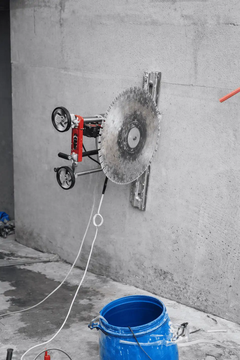 ماكينة قص حائط لفتحة خرسانية دقيقة - فتحات المصاعد