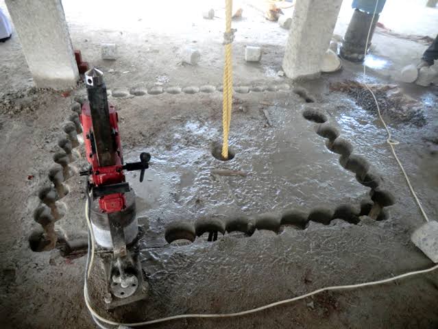 تجهيز فتحة كبيرة داخل بلاطة بتخريم متتابع - الفتحات الكبيرة